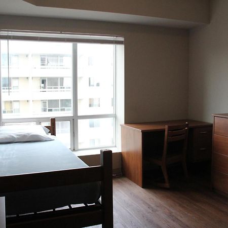 Hotel Laurier - Apartment Style Residence Waterloo Buitenkant foto